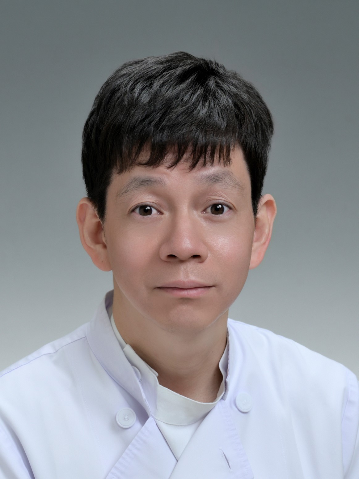福岡医師2025年撮影