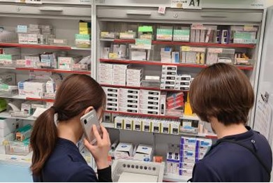 注射薬業務の様子1
