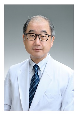 埼玉県立小児医療センター岡明病院長写真